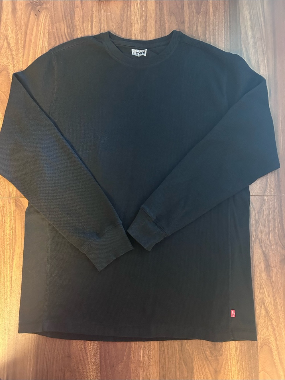 Levi's Black Long Sleeve Crewneck Tee in Size L